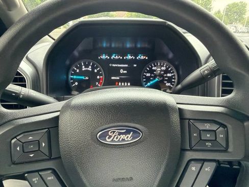 Used 2022 Ford F250 XLT w/ XLT Premium Package AWD/4WD image 17