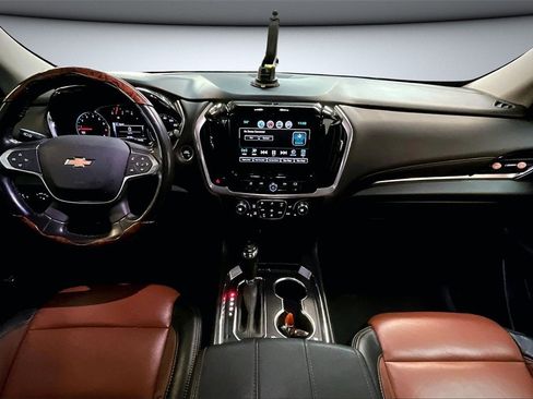 Used 2019 Chevrolet Traverse LT image 7