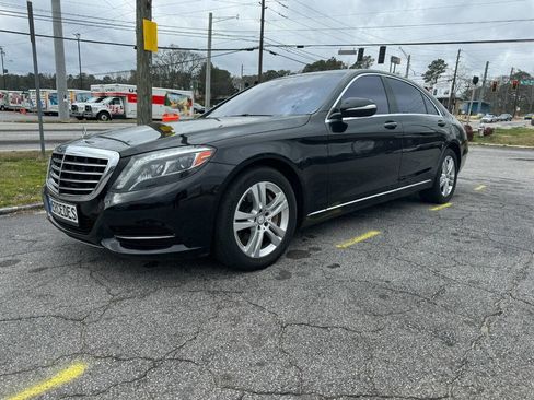 Used 2017 Mercedes-Benz S 550 4MATIC Sedan image 1