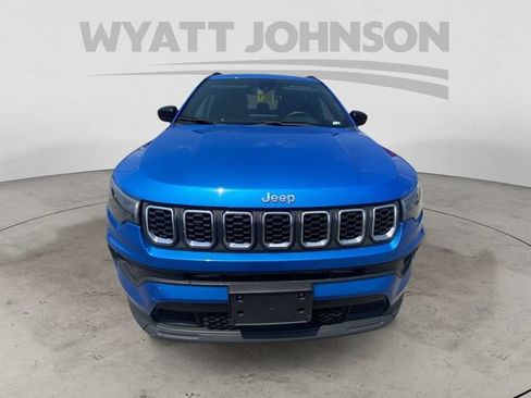 Used 2024 Jeep Compass Latitude AWD/4WD image 15