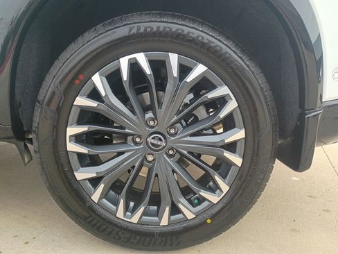 New 2026 Nissan Rogue Platinum w/ Tech Package image 27