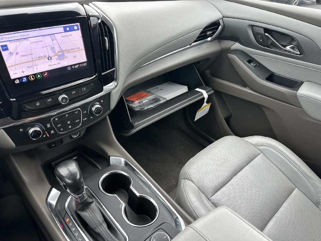 Used 2021 Chevrolet Traverse Premier FWD image 35
