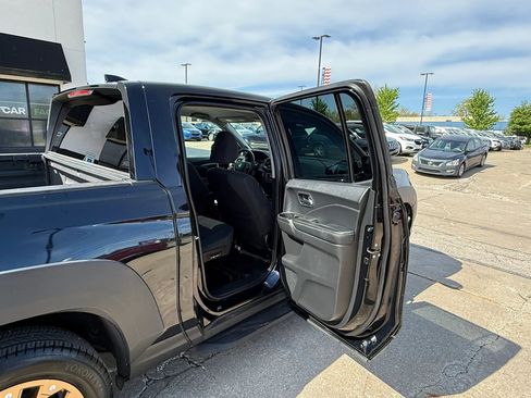 Used 2021 Honda Ridgeline Sport image 21