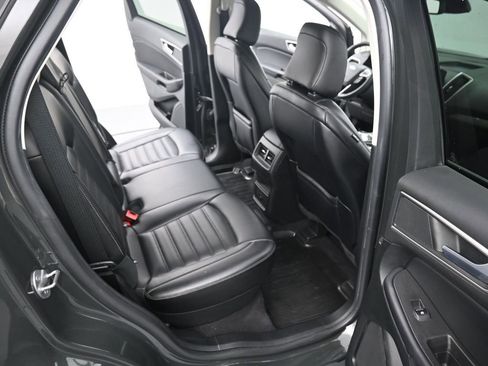 Used 2023 Ford Edge SEL AWD/4WD image 29