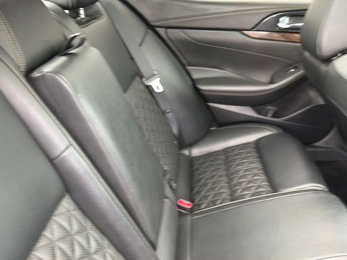 Used 2018 Nissan Maxima Platinum FWD image 28