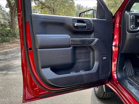 Used 2021 GMC Sierra 1500 AT4 w/ AT4 Preferred Package image 17