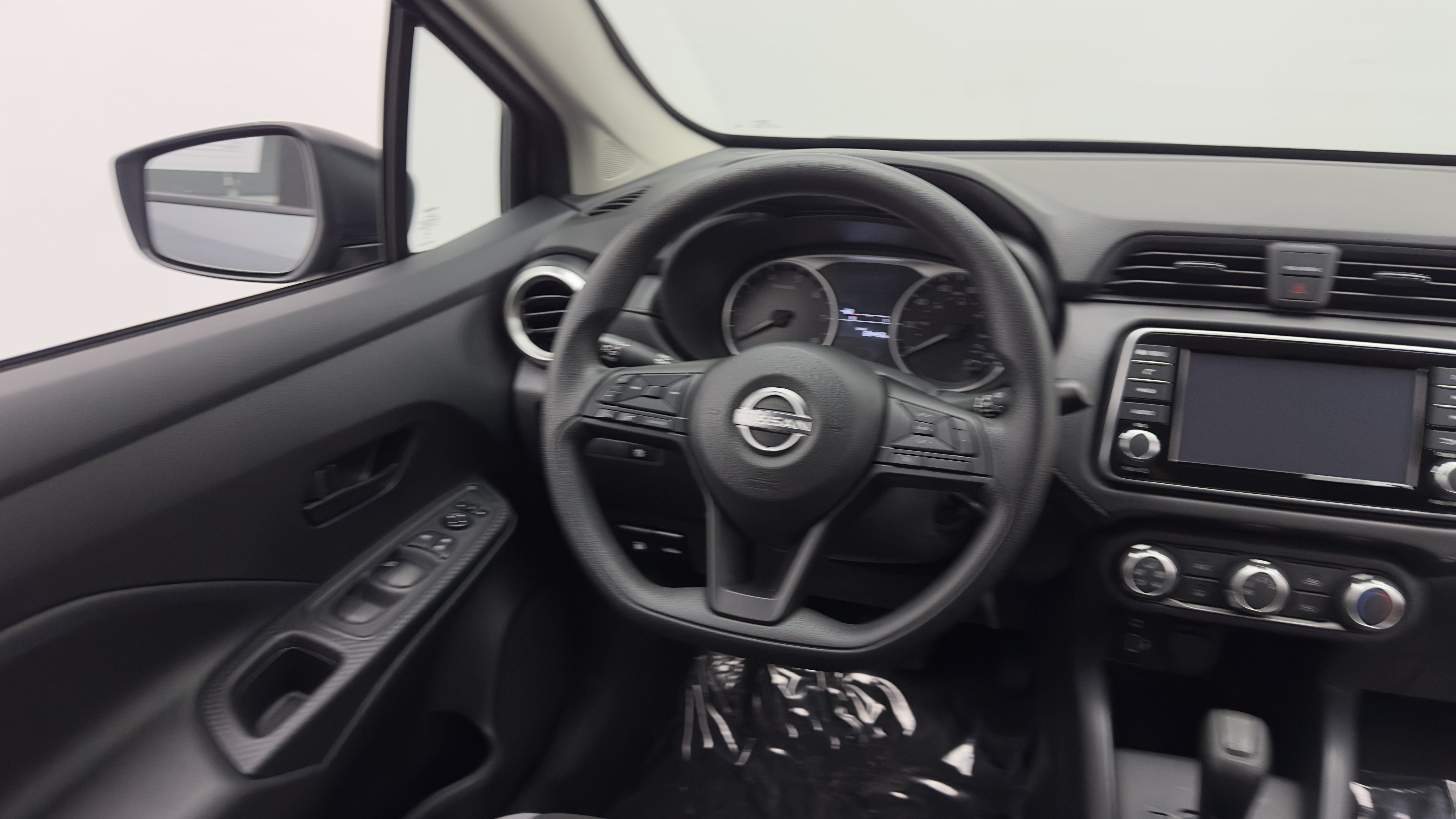 Used 2025 Nissan Versa S w/ Trunk Package FWD image 25