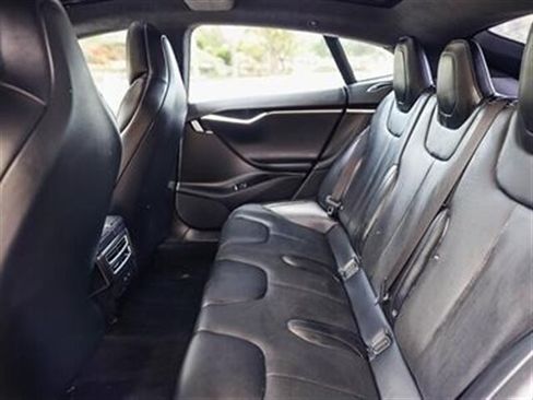 Used 2017 Tesla Model S RWD image 28