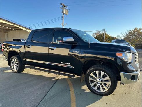 Used 2017 Toyota Tundra Limited image 7