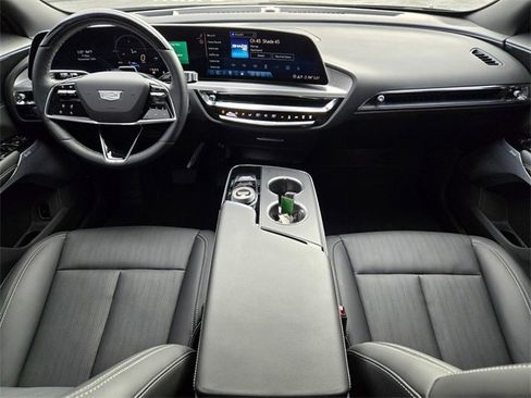 Used 2025 Cadillac Lyriq Sport image 12