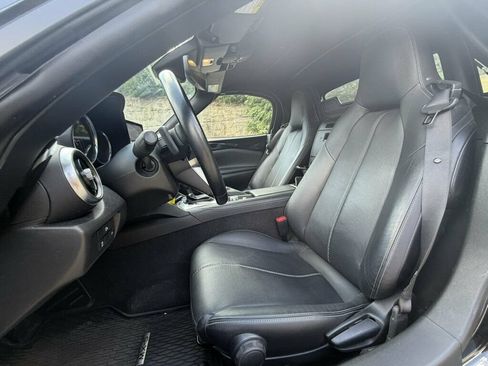 Used 2024 MAZDA MX-5 Miata Grand Touring RWD image 19