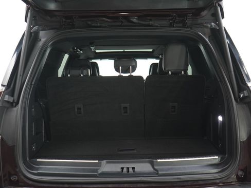 Used 2023 Lincoln Navigator Reserve w/ Equipment Group 201A AWD/4WD image 17