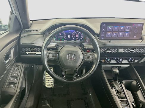 Used 2023 Honda Accord Sport image 17