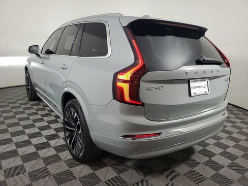 Used 2026 Volvo XC90 B6 Plus w/ Protection Package Premier AWD/4WD image 6