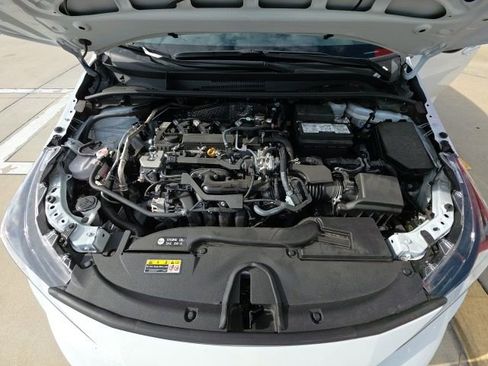 Used 2025 Toyota Corolla LE FWD image 26