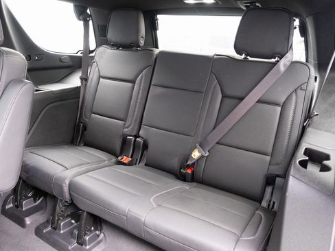 Used 2024 GMC Yukon Denali w/ Denali Reserve Package image 21