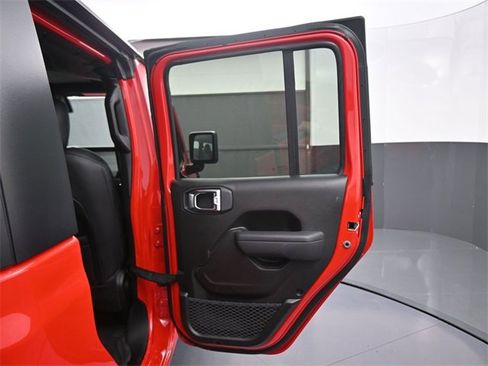 New 2025 Jeep Gladiator Sport image 36