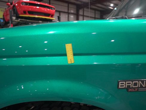 Used 1995 Ford Bronco XLT image 25