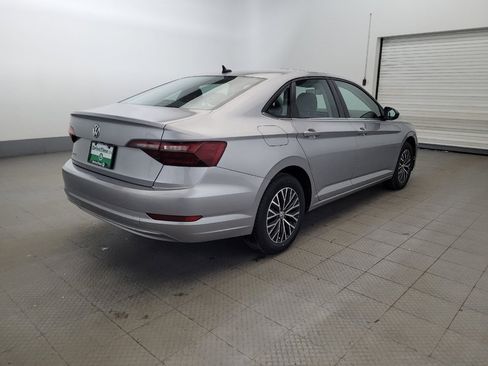Used 2021 Volkswagen Jetta SE FWD image 9