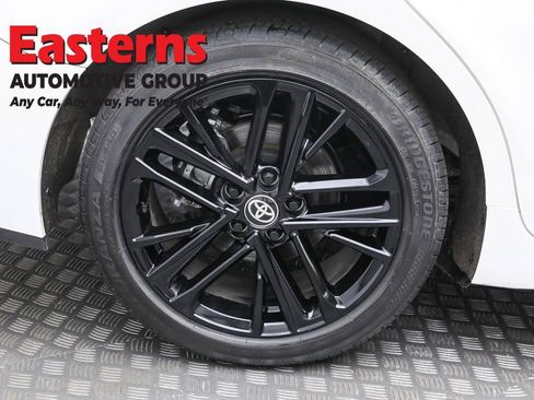 Used 2025 Toyota Camry SE FWD image 31