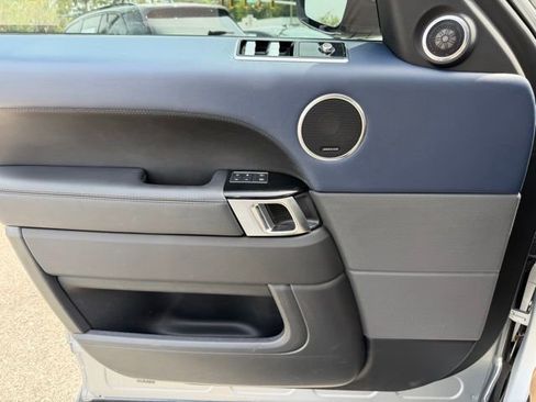 Used 2021 Land Rover Range Rover Sport HST image 19