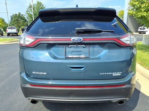 Used 2016 Ford Edge Titanium FWD image 5