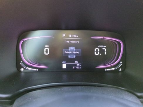 Used 2023 Kia Soul LX image 23