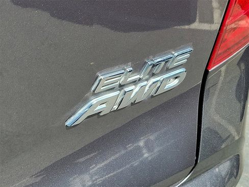 Used 2016 Honda Pilot Elite image 23