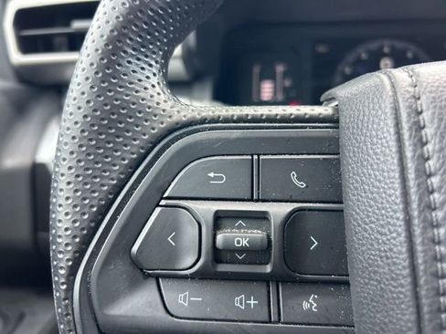 Used 2025 Toyota Tacoma SR5 RWD image 18