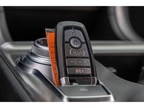 Used 2022 Ford Edge SEL w/ Convenience Package image 28