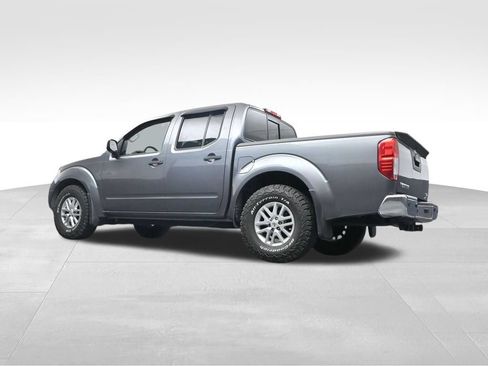Used 2017 Nissan Frontier SV w/ SV Value Truck Package RWD image 18