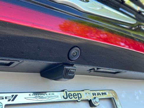 New 2026 Chrysler Pacifica Pinnacle image 36