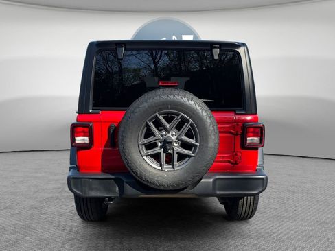 Certified 2025 Jeep Wrangler Unlimited Sport AWD/4WD image 5