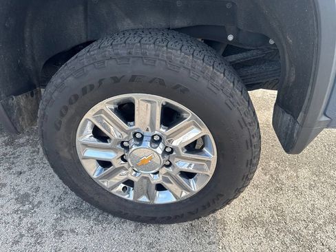 Used 2026 Chevrolet Silverado 2500 High Country w/ Technology Package AWD/4WD image 52