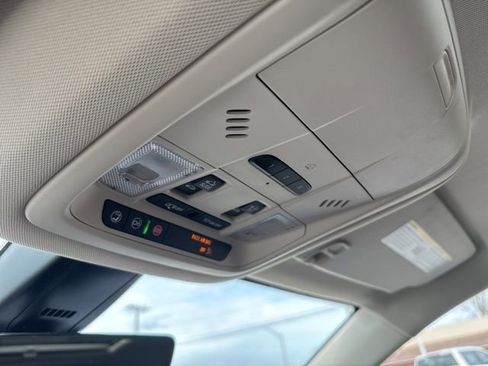 Used 2023 GMC Acadia Denali w/ Denali Ultimate Package image 30