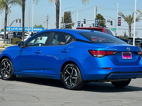 Used 2025 Nissan Sentra SV FWD image 7