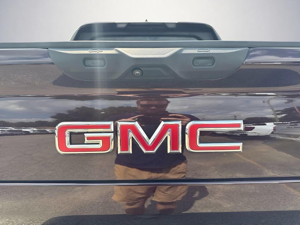 Used 2026 GMC Sierra EV Denali AWD/4WD image 33