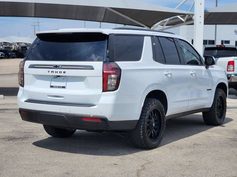 Used 2022 Chevrolet Tahoe Z71 w/ Luxury Package AWD/4WD image 5