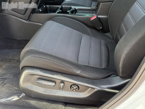 Used 2021 Honda CR-V EX image 14