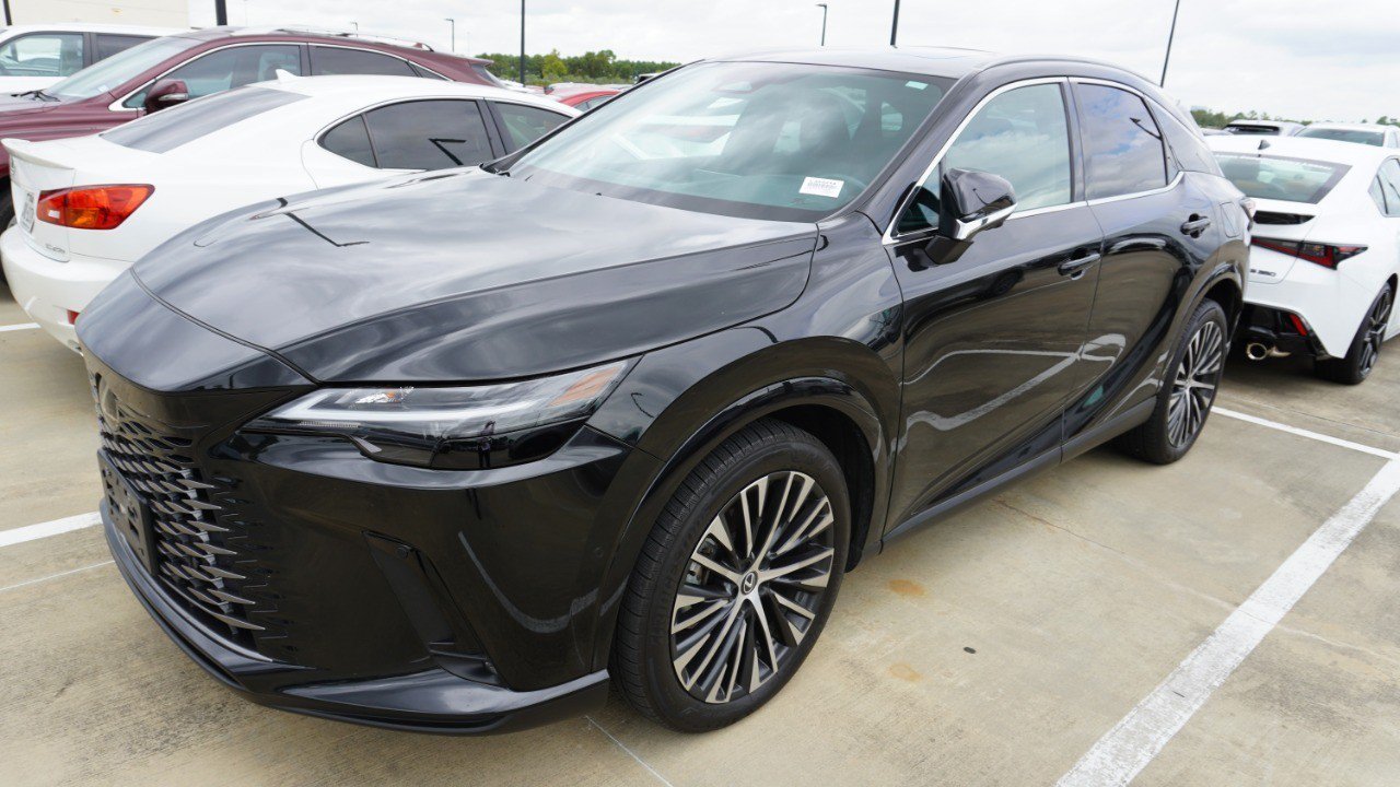 Used 2024 Lexus RX 350 Premium Plus w/ Convenience Package FWD image 4
