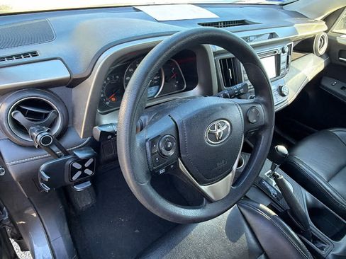Used 2014 Toyota RAV4 XLE image 10