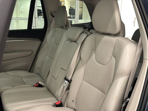 Certified 2023 Volvo XC90 B6 Core w/ Protection Package Premier image 27