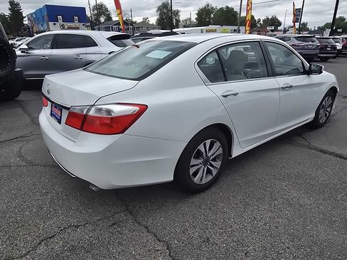 Used 2015 Honda Accord LX image 10
