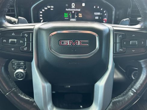 Used 2022 GMC Sierra 1500 Elevation w/ Elevation Premium Package AWD/4WD image 10