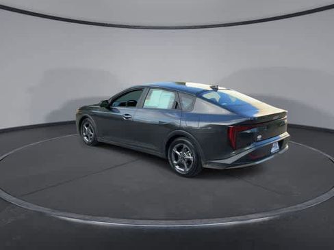 Used 2025 Kia K4 LXS FWD image 6