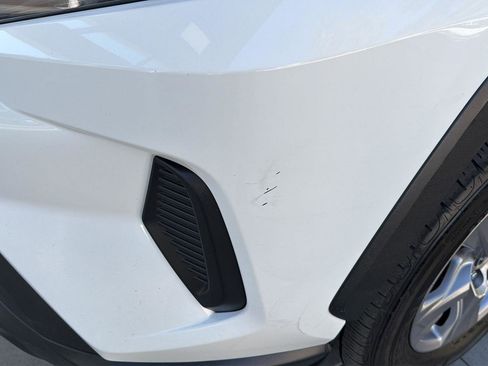 Used 2025 Toyota RAV4 LE AWD/4WD image 9