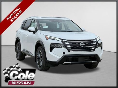 New 2026 Nissan Rogue Platinum AWD/4WD image 1