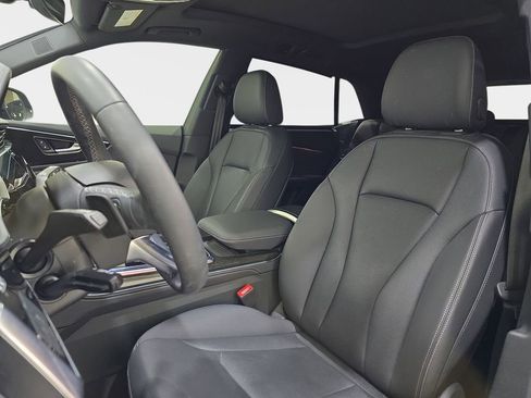 Used 2025 Audi Q8 Premium Plus AWD/4WD image 18