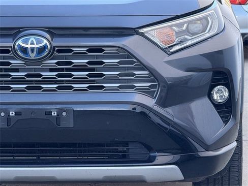 Used 2020 Toyota RAV4 XSE image 9