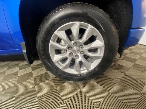 Certified 2023 Chevrolet Silverado 1500 Custom image 23